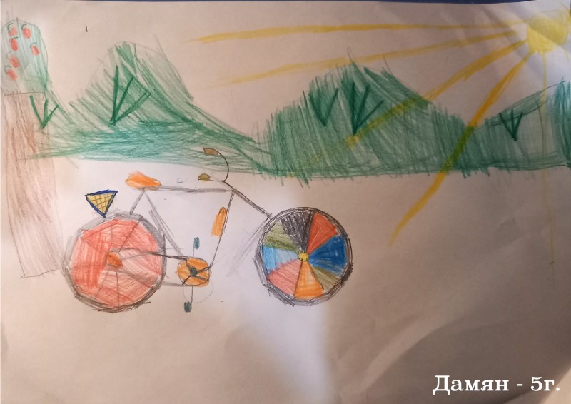Гласувай за снимката на Дамян Маринов - 5 години в категория Детски рисунки - деца до 14 г. месец Август